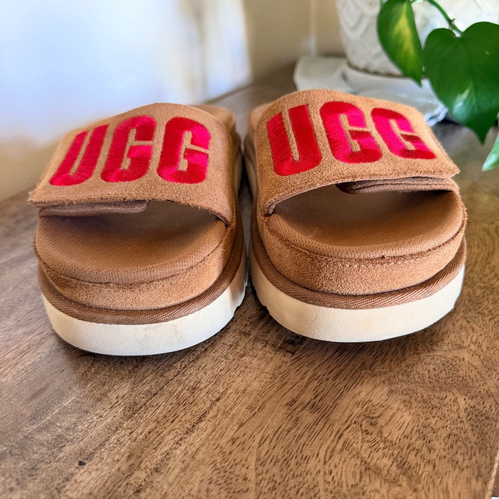 UGG Laton Slide Sandals Women 6 Chestnut Suede Puffy Logo Platform Comfort Shoes - Picture 9 of 11